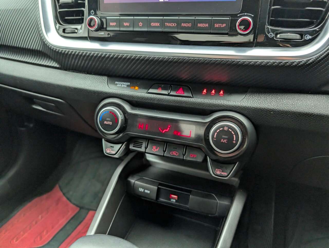 2021 KIA STONIC 2021 KIA STONIC