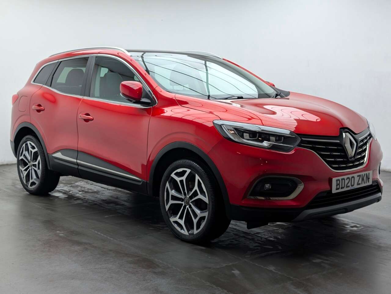 A 2020 RENAULT KADJAR 1.3 TCe GT Line SUV 5dr Petrol Manual Euro 6 (s/s) (160 ps) A 2020 RENAULT KADJAR 1.3 TCe GT Line SUV 5dr Petrol Manual Euro 6 (s/s) (160 ps)