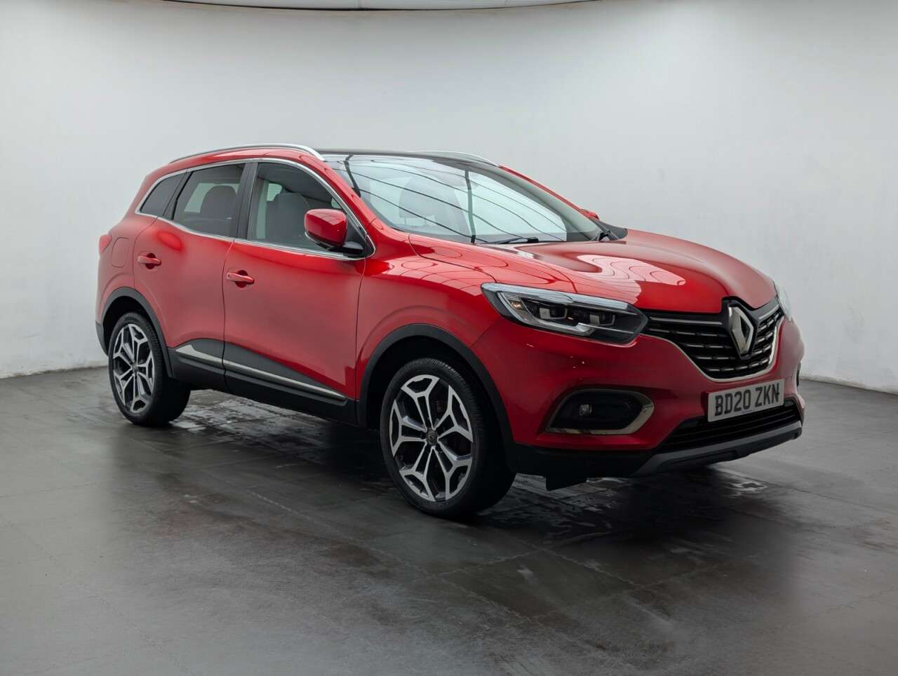 A 2020 RENAULT KADJAR 1.3 TCe GT Line SUV 5dr Petrol Manual Euro 6 (s/s) (160 ps) A 2020 RENAULT KADJAR 1.3 TCe GT Line SUV 5dr Petrol Manual Euro 6 (s/s) (160 ps)