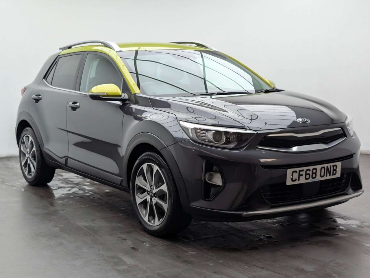 A 2018 KIA STONIC 1.0 T-GDi 4 SUV 5dr Petrol Manual Euro 6 (s/s) (118 bhp) A 2018 KIA STONIC 1.0 T-GDi 4 SUV 5dr Petrol Manual Euro 6 (s/s) (118 bhp)