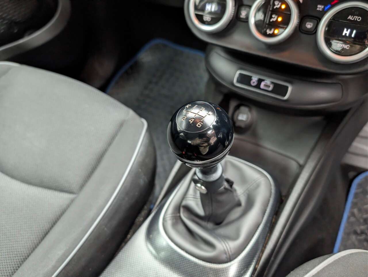 2017 FIAT 500X 2017 FIAT 500X