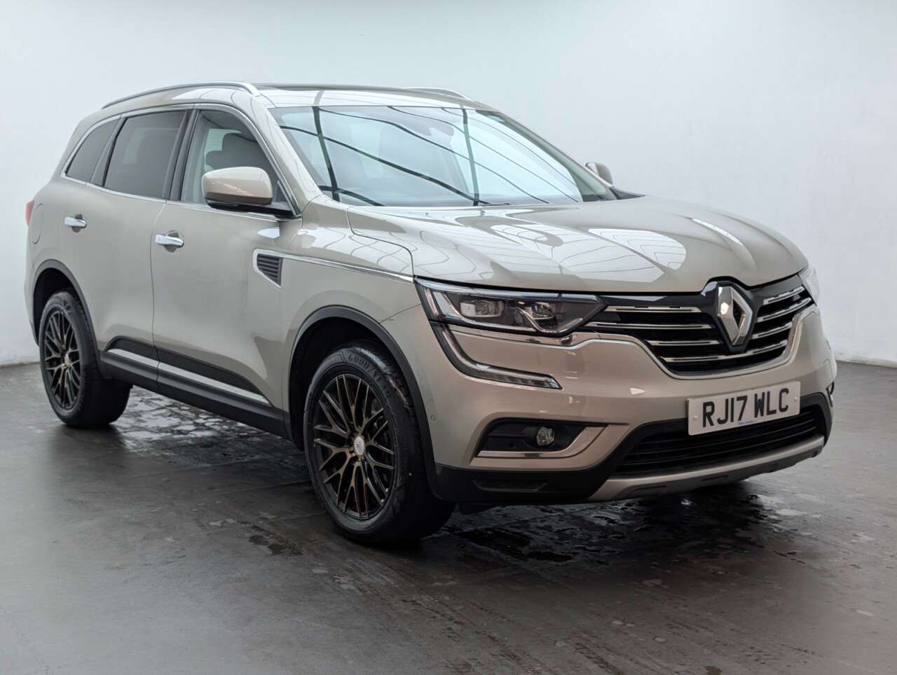 2017 RENAULT KOLEOS 2017 RENAULT KOLEOS