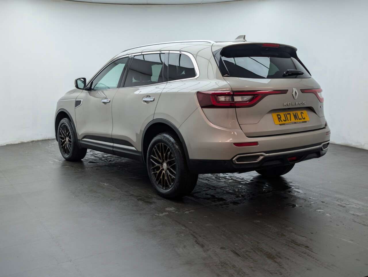 2017 RENAULT KOLEOS 2017 RENAULT KOLEOS