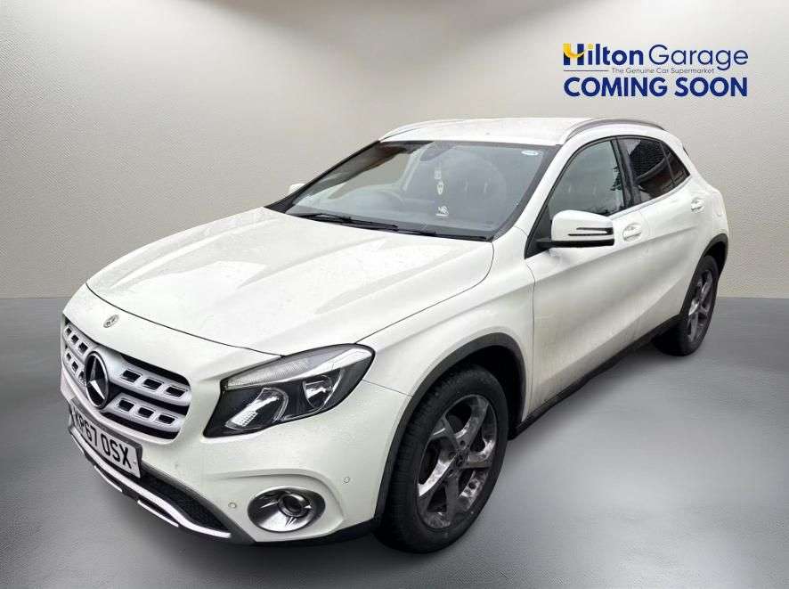 A 2017 MERCEDES-BENZ GLA 2.1 GLA200d Sport (Executive) SUV 5dr Diesel 7G-DCT Euro 6 (s/s) (136 ps) A 2017 MERCEDES-BENZ GLA 2.1 GLA200d Sport (Executive) SUV 5dr Diesel 7G-DCT Euro 6 (s/s) (136 ps)