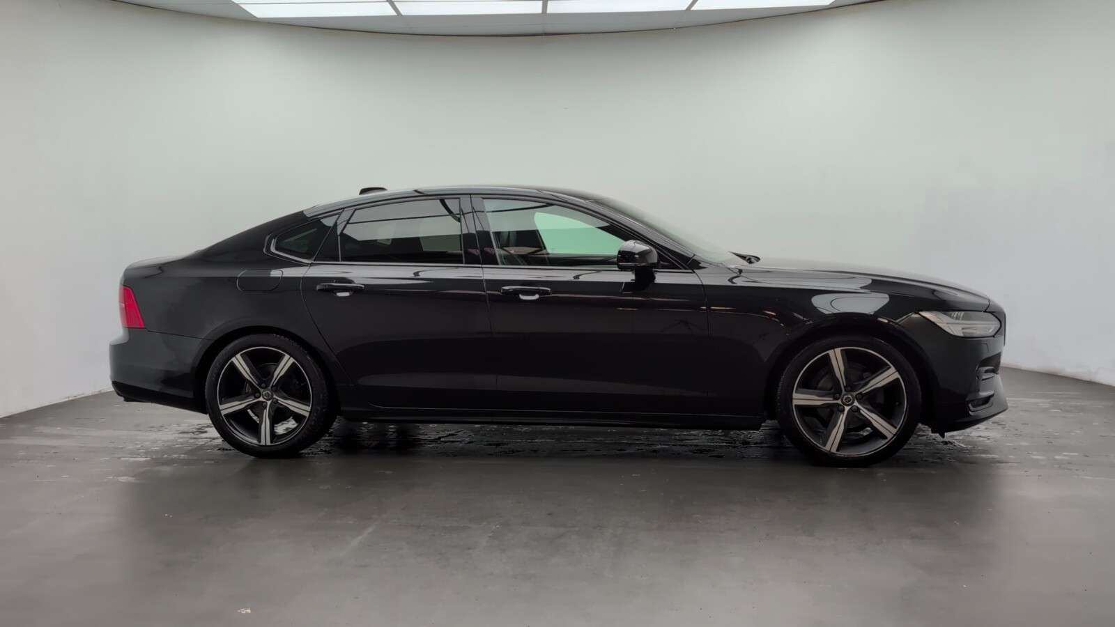 2020 VOLVO S90 2020 VOLVO S90