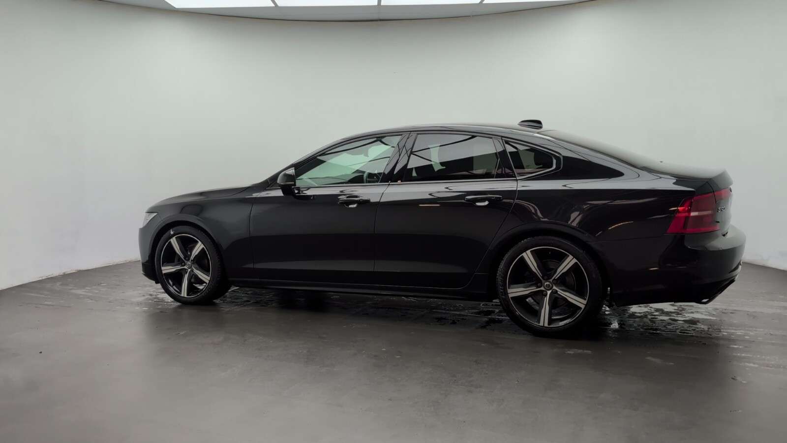 2020 VOLVO S90 2020 VOLVO S90