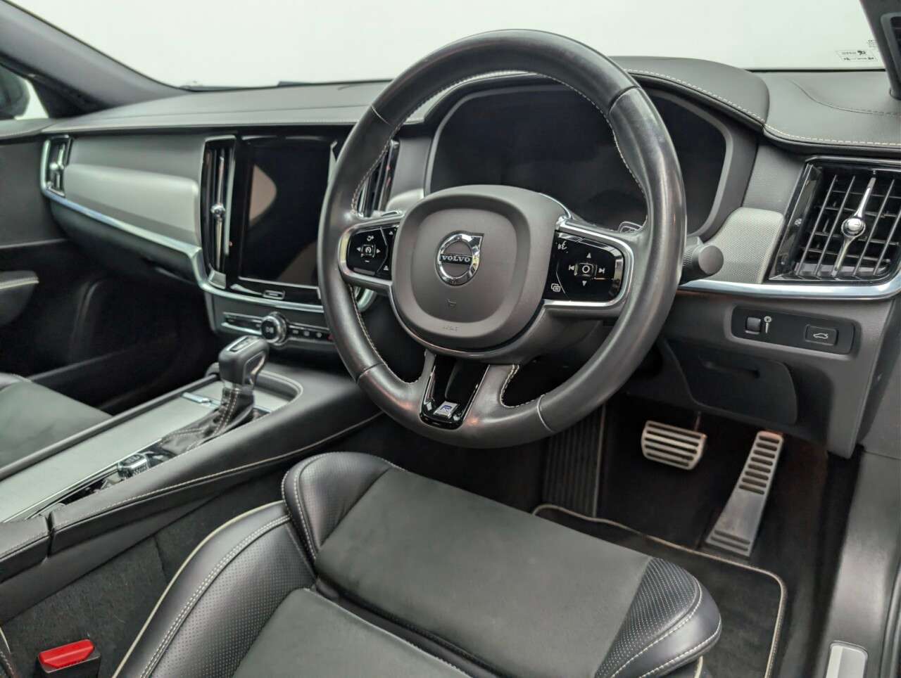 2020 VOLVO S90 2020 VOLVO S90