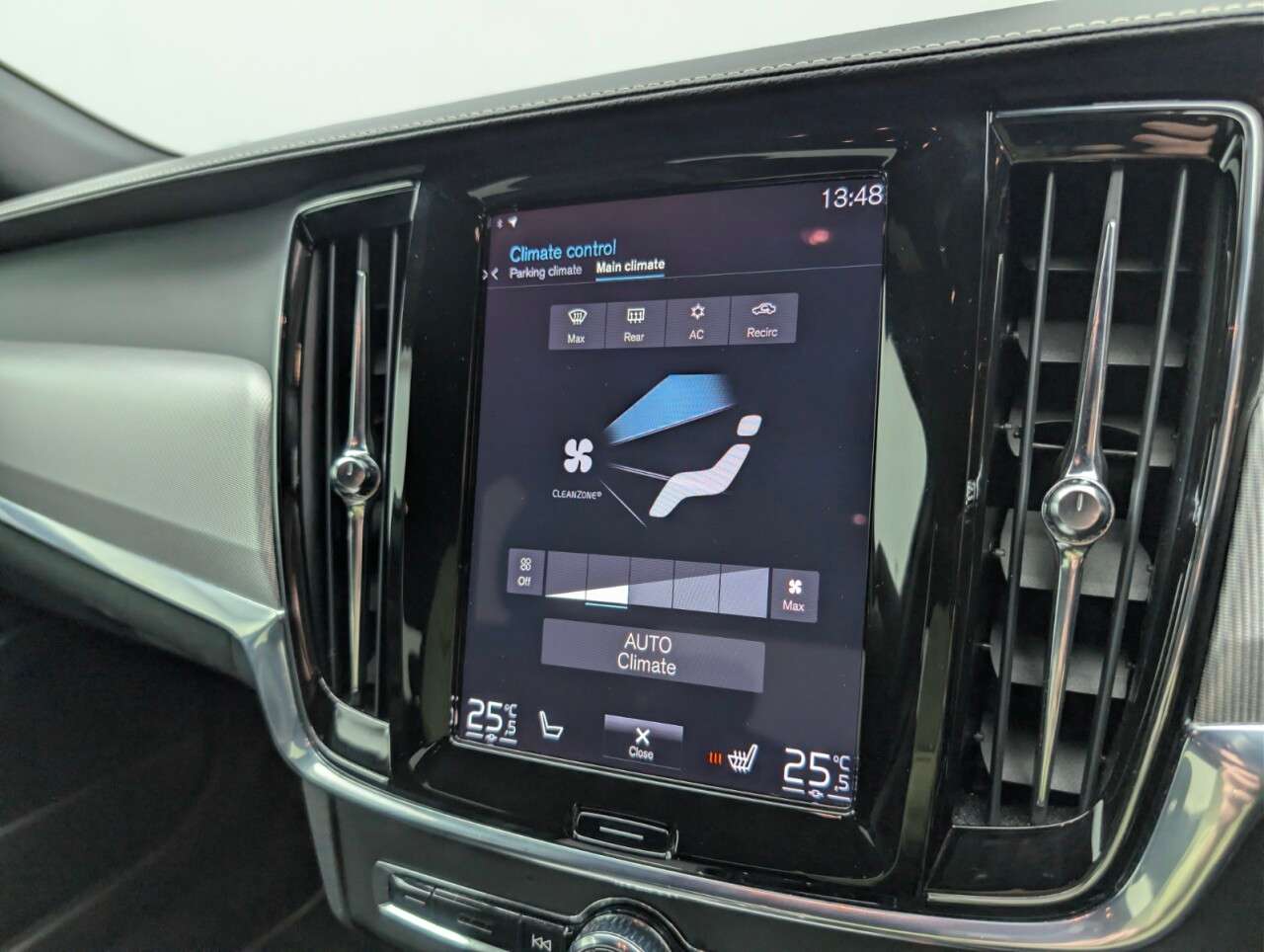 2020 VOLVO S90 2020 VOLVO S90