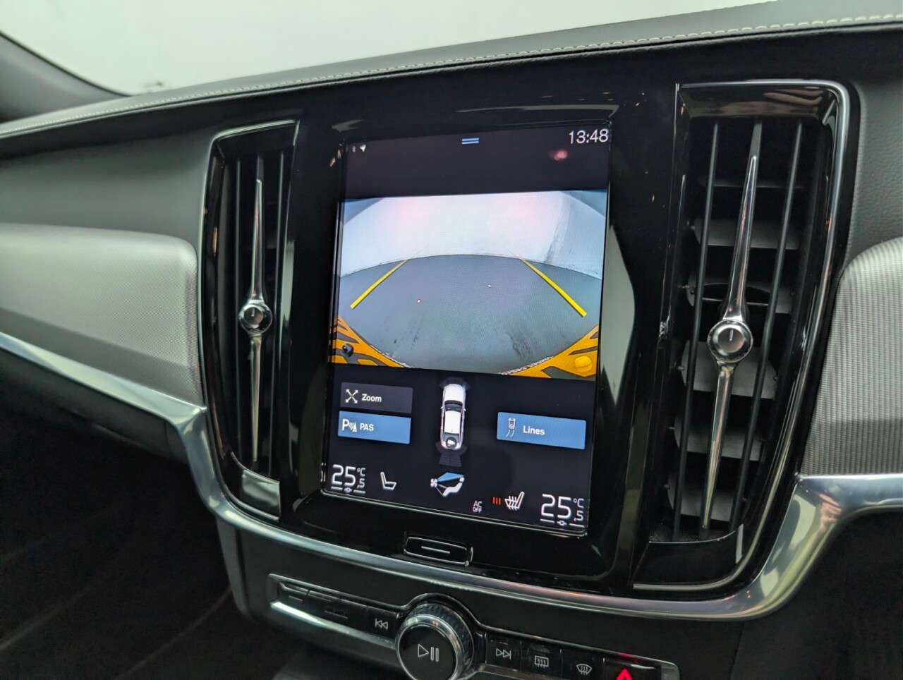 2020 VOLVO S90 2020 VOLVO S90