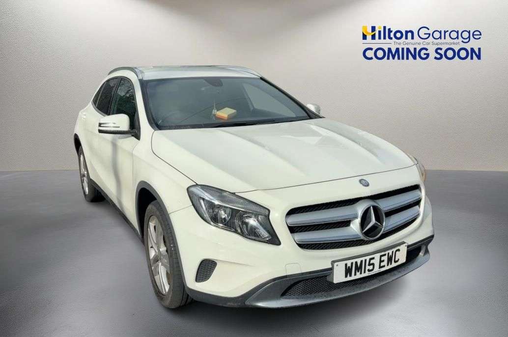 A 2015 MERCEDES-BENZ GLA 2.1 GLA220 CDI Sport SUV 5dr Diesel 7G-DCT 4MATIC Euro 6 (s/s) (170 ps) A 2015 MERCEDES-BENZ GLA 2.1 GLA220 CDI Sport SUV 5dr Diesel 7G-DCT 4MATIC Euro 6 (s/s) (170 ps)