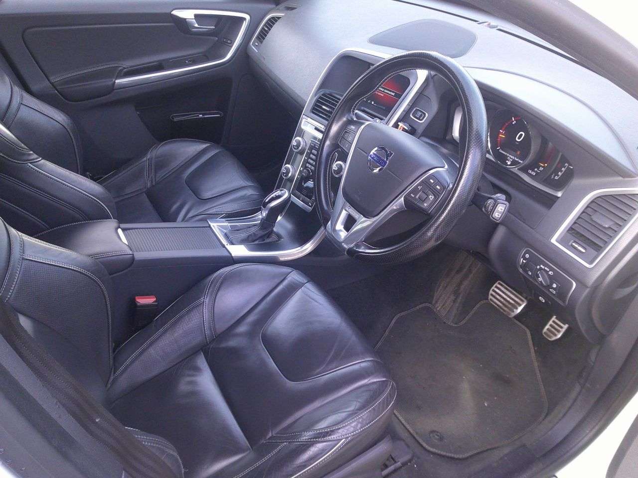 2016 VOLVO XC60 2016 VOLVO XC60