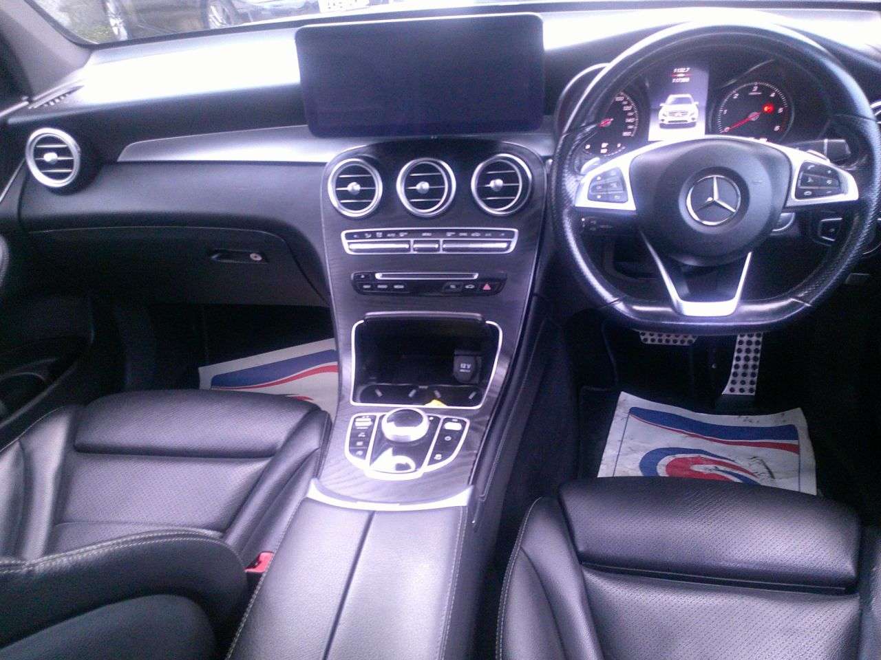 A 2019 MERCEDES-BENZ GLC 2.1 GLC220d AMG Night Edition SUV 5dr Diesel G-Tronic+ 4MATIC Euro 6 (s/s) A 2019 MERCEDES-BENZ GLC 2.1 GLC220d AMG Night Edition SUV 5dr Diesel G-Tronic+ 4MATIC Euro 6 (s/s)