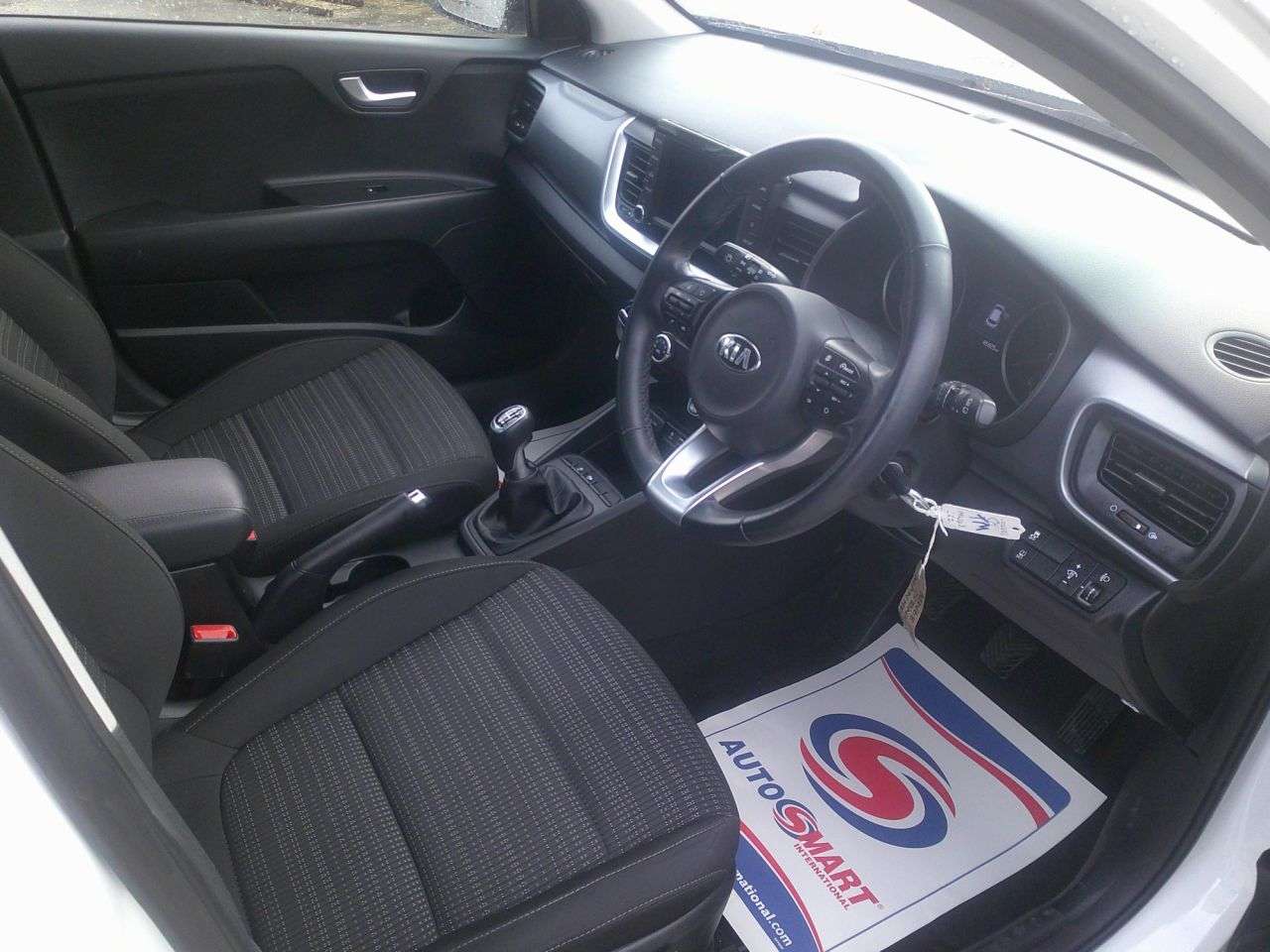 2018 KIA STONIC 2018 KIA STONIC