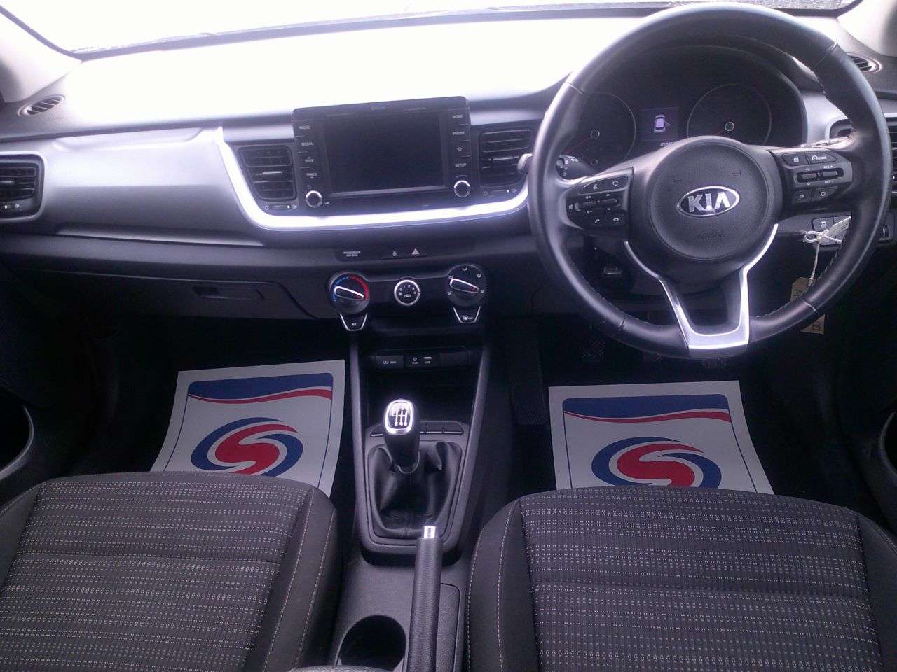 2018 KIA STONIC 2018 KIA STONIC