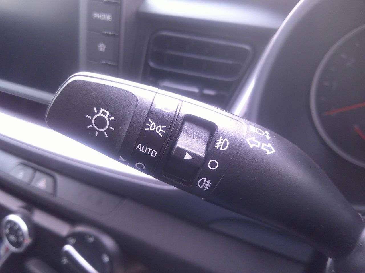 2018 KIA STONIC 2018 KIA STONIC