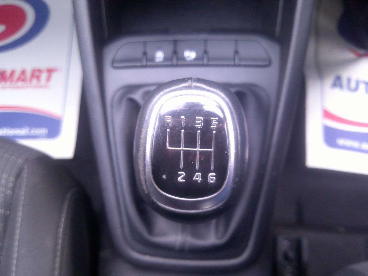 2018 KIA STONIC 2018 KIA STONIC