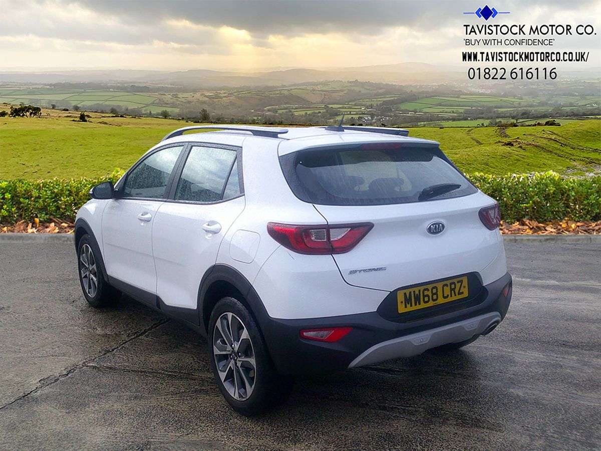 2018 KIA STONIC 2018 KIA STONIC