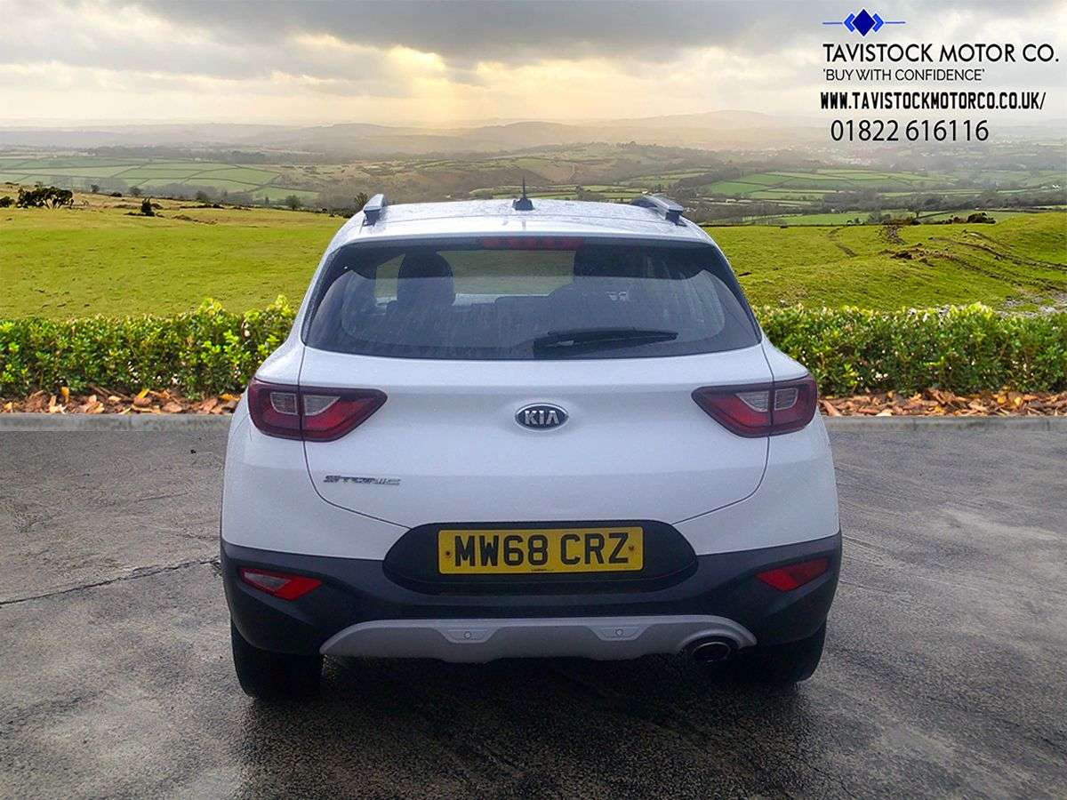 2018 KIA STONIC 2018 KIA STONIC