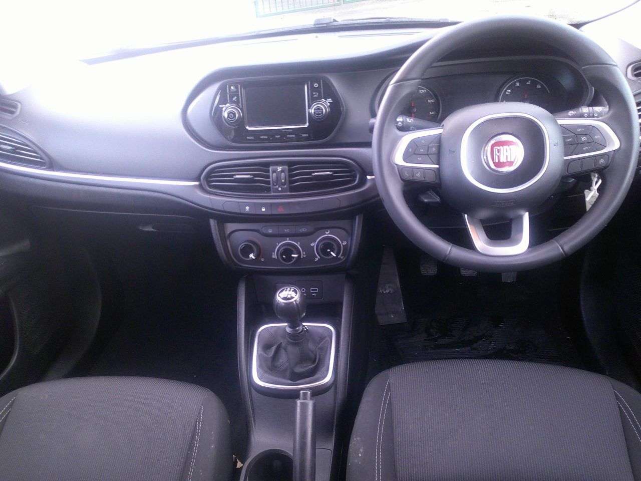 A 2018 FIAT TIPO 1.4 MPI Easy Plus Hatchback 5dr Petrol Manual Euro 6 (95 ps) 2 OWNERS + 5 S A 2018 FIAT TIPO 1.4 MPI Easy Plus Hatchback 5dr Petrol Manual Euro 6 (95 ps) 2 OWNERS + 5 S