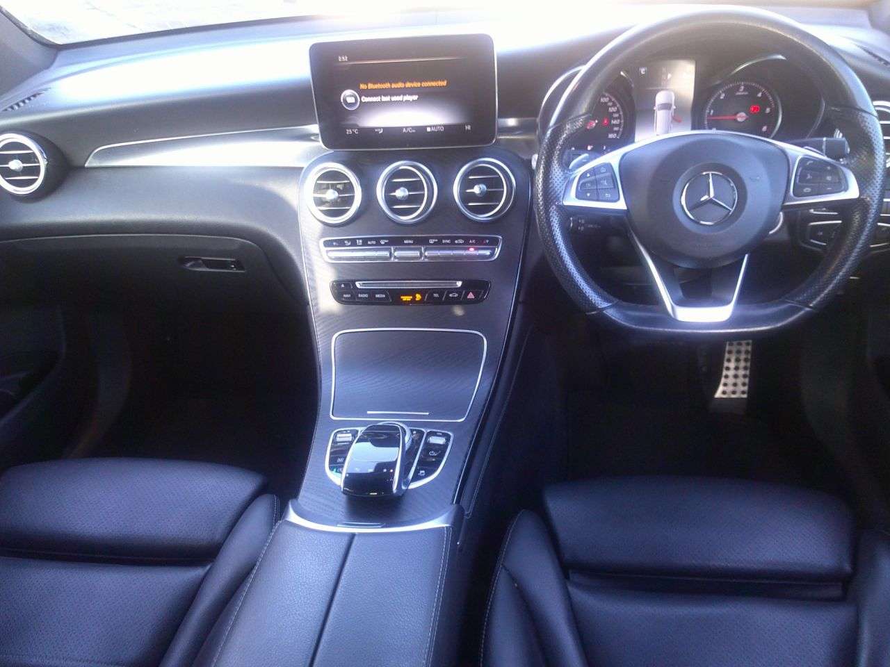 A 2017 MERCEDES-BENZ GLC 2.1 GLC250d AMG Line (Premium Plus) SUV 5dr Diesel G-Tronic 4MATIC Euro 6 ( A 2017 MERCEDES-BENZ GLC 2.1 GLC250d AMG Line (Premium Plus) SUV 5dr Diesel G-Tronic 4MATIC Euro 6 (