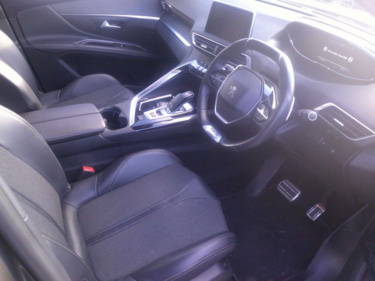 2019 PEUGEOT 5008 2019 PEUGEOT 5008