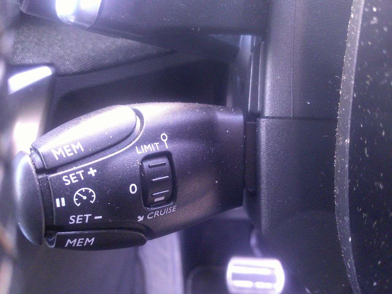 2019 PEUGEOT 5008 2019 PEUGEOT 5008