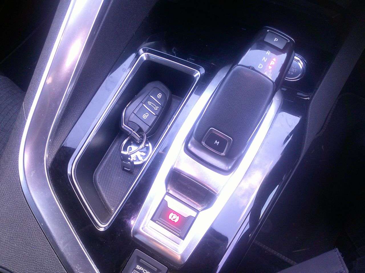 2019 PEUGEOT 5008 2019 PEUGEOT 5008