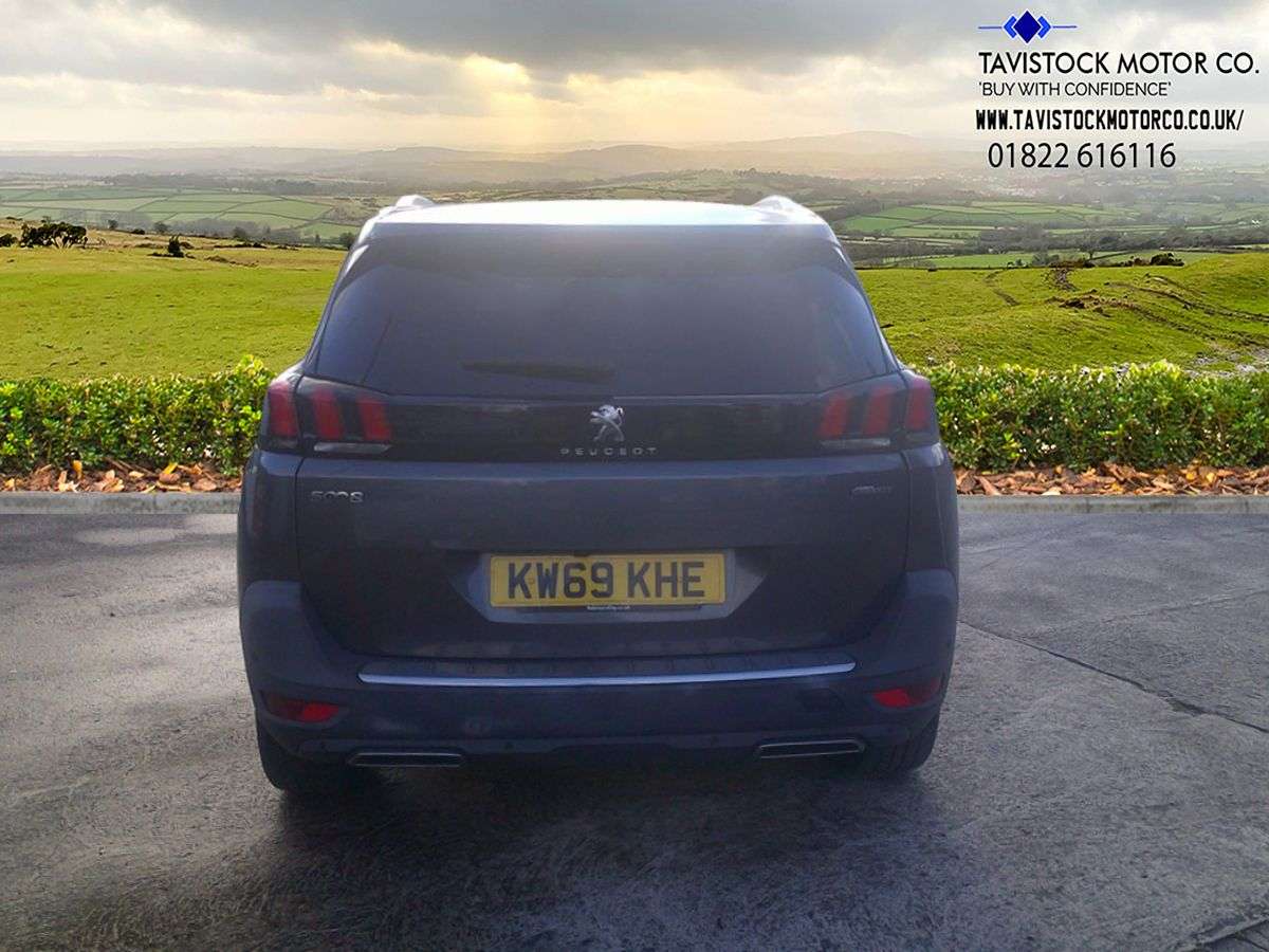 2019 PEUGEOT 5008 2019 PEUGEOT 5008