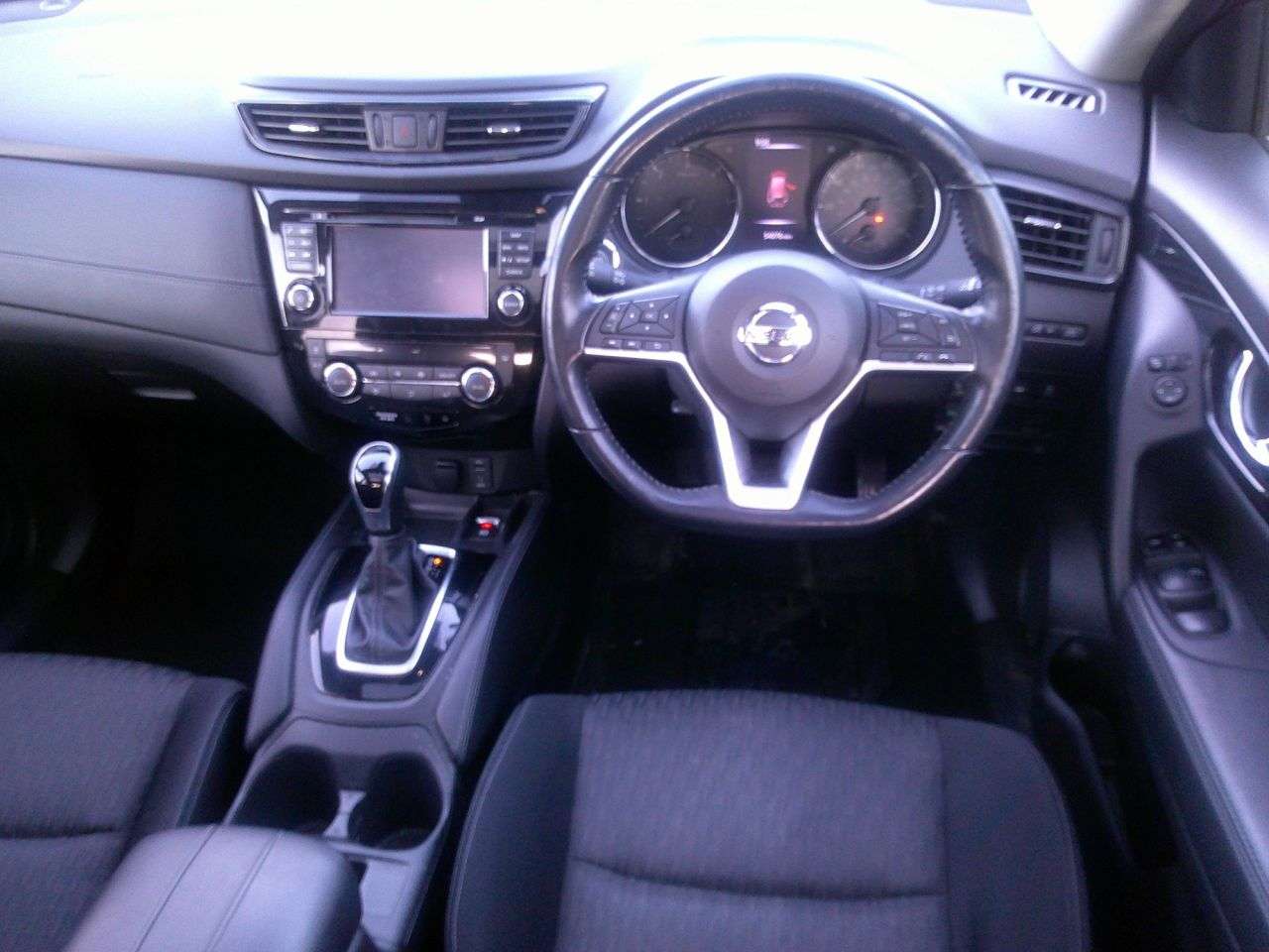 A 2018 NISSAN X-TRAIL 1.6 dCi N-Connecta SUV 5dr Diesel XTRON Euro 6 (s/s) (130 ps) 2 OWNERS + FS A 2018 NISSAN X-TRAIL 1.6 dCi N-Connecta SUV 5dr Diesel XTRON Euro 6 (s/s) (130 ps) 2 OWNERS + FS