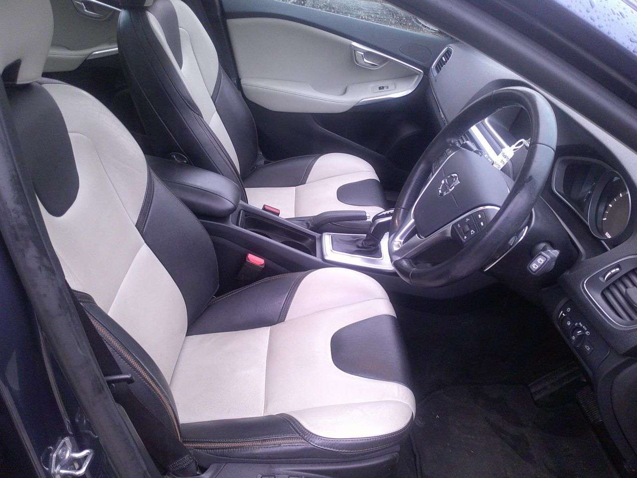 2018 VOLVO V40 CROSS COUNTRY 2018 VOLVO V40 CROSS COUNTRY