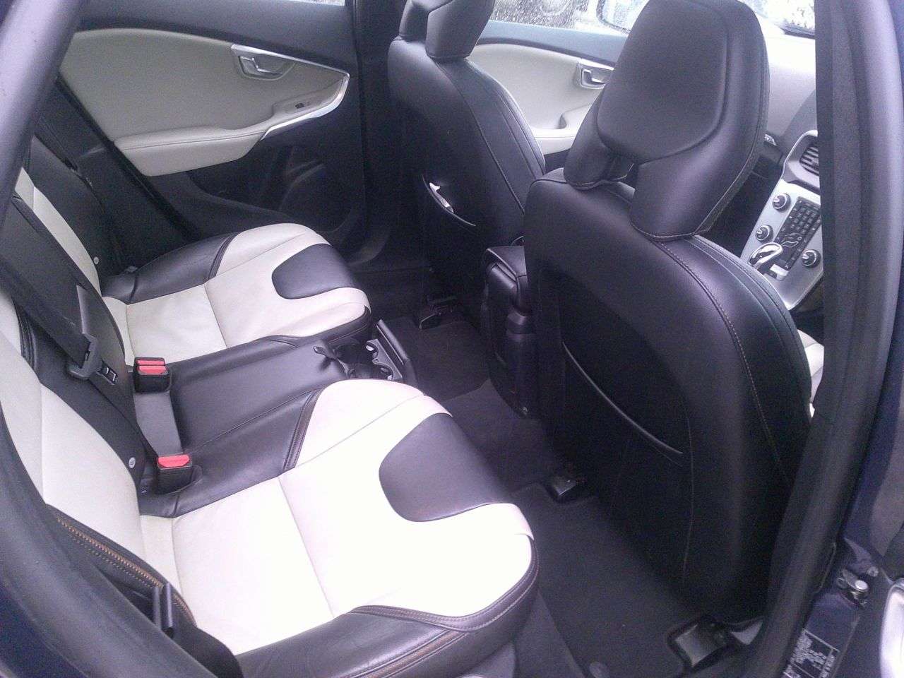 2018 VOLVO V40 CROSS COUNTRY 2018 VOLVO V40 CROSS COUNTRY