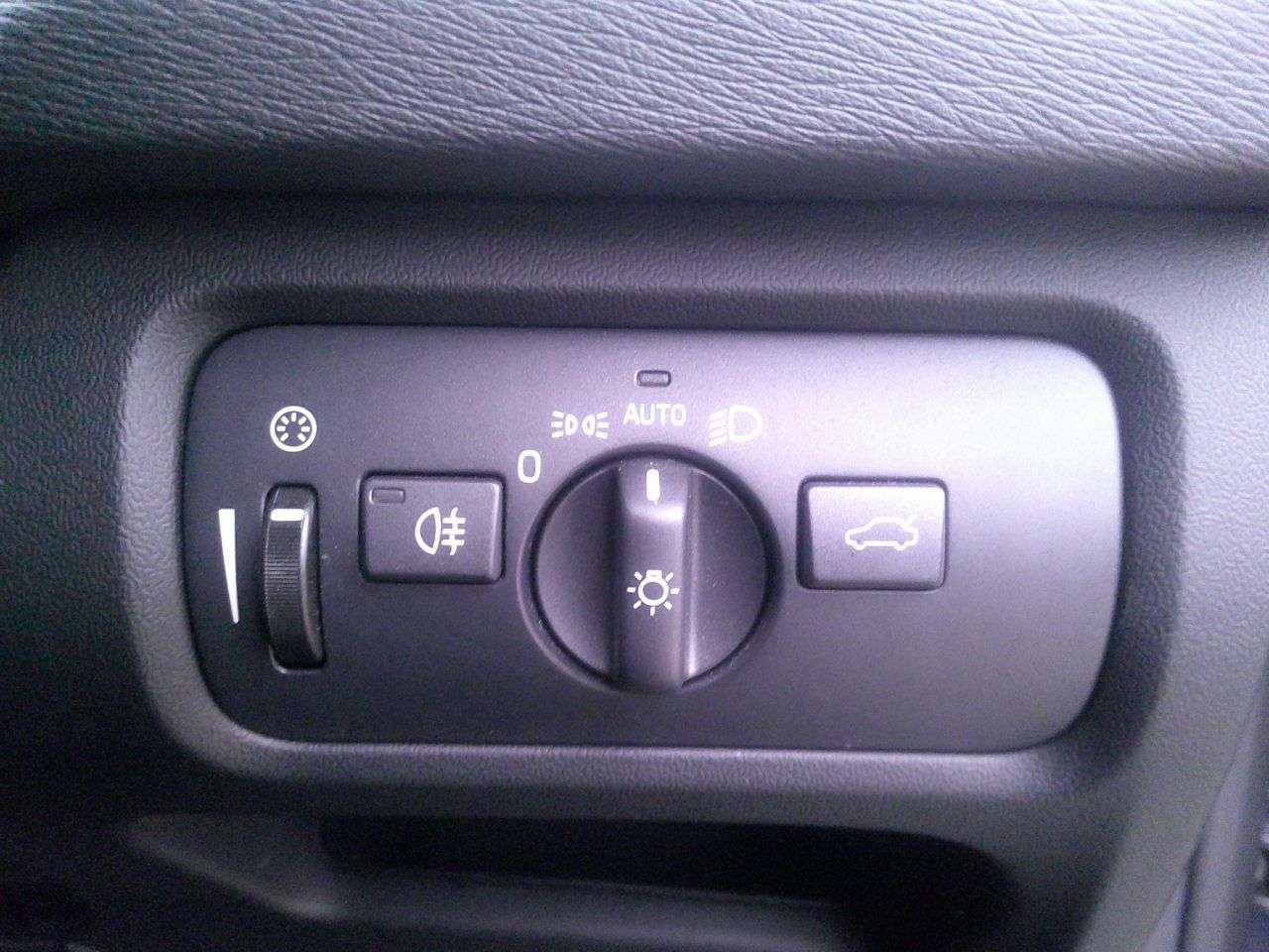 2018 VOLVO V40 CROSS COUNTRY 2018 VOLVO V40 CROSS COUNTRY