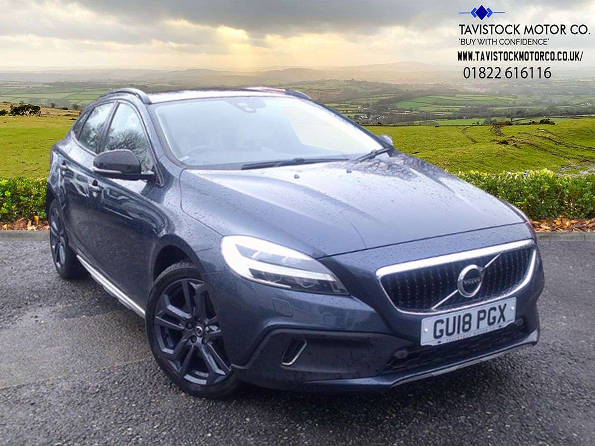 A 2018 VOLVO V40 CROSS COUNTRY 1.5 T3 Pro Hatchback 5dr Petrol Auto Euro 6 (s/s) (152 ps) OVER 50 CARS IN A 2018 VOLVO V40 CROSS COUNTRY 1.5 T3 Pro Hatchback 5dr Petrol Auto Euro 6 (s/s) (152 ps) OVER 50 CARS IN