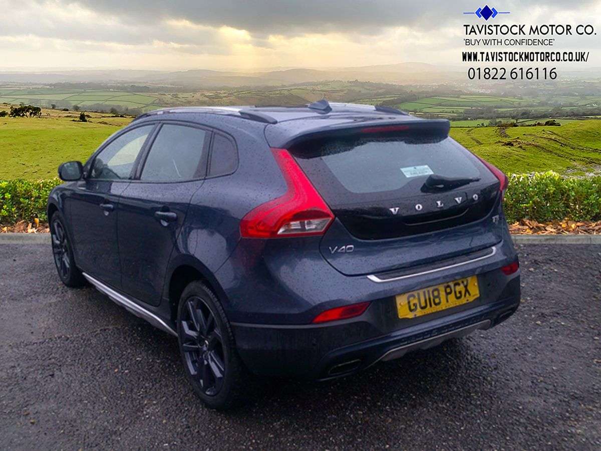 2018 VOLVO V40 CROSS COUNTRY 2018 VOLVO V40 CROSS COUNTRY