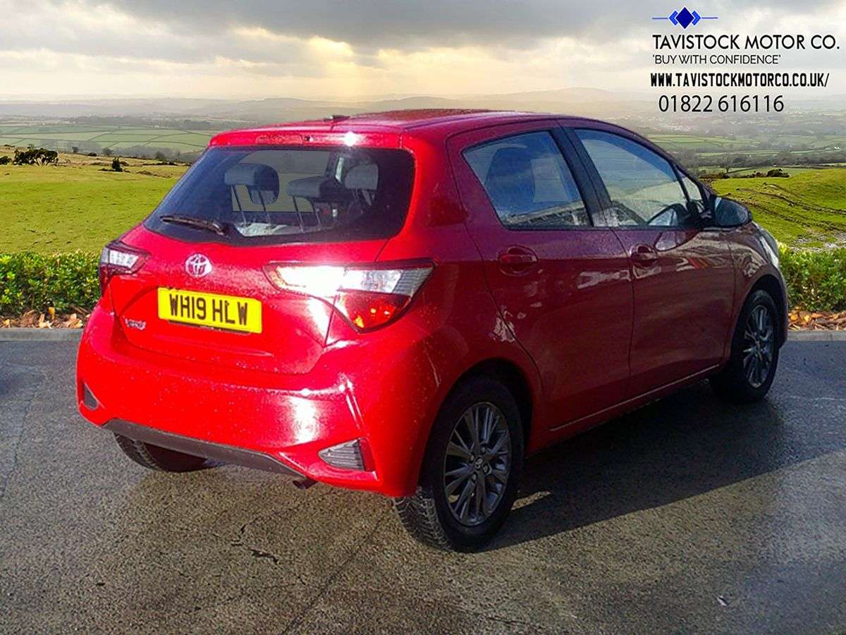 2019 TOYOTA YARIS 2019 TOYOTA YARIS