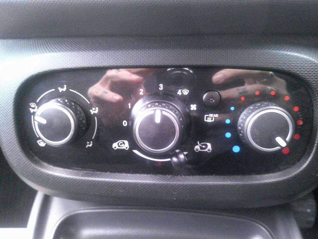 2018 SMART FORFOUR 2018 SMART FORFOUR