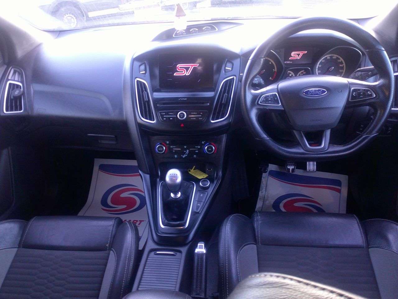 A 2017 FORD FOCUS 2.0 TDCi ST-2 Hatchback 5dr Diesel Manual Euro 6 (s/s) (185 ps) OVER 50 CAR A 2017 FORD FOCUS 2.0 TDCi ST-2 Hatchback 5dr Diesel Manual Euro 6 (s/s) (185 ps) OVER 50 CAR