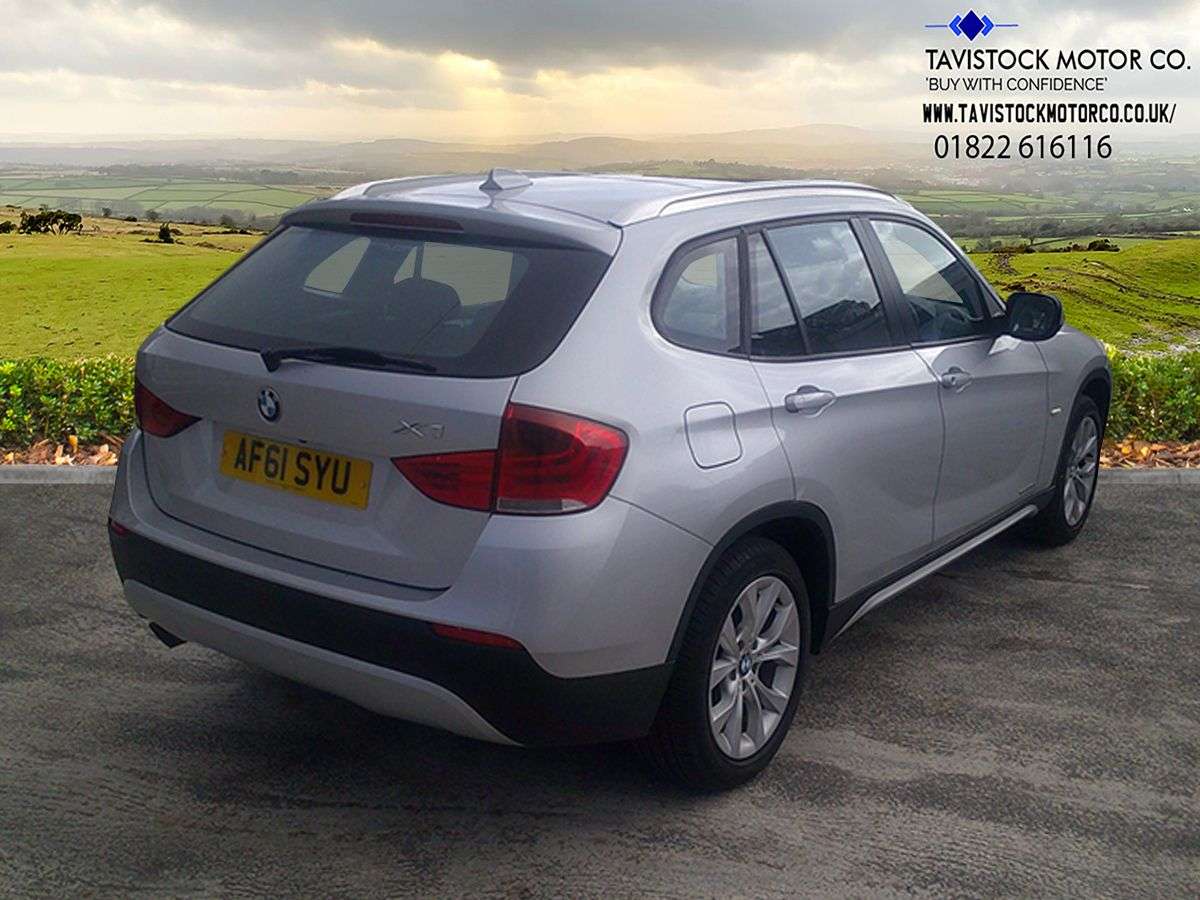 2011 BMW X1 2011 BMW X1