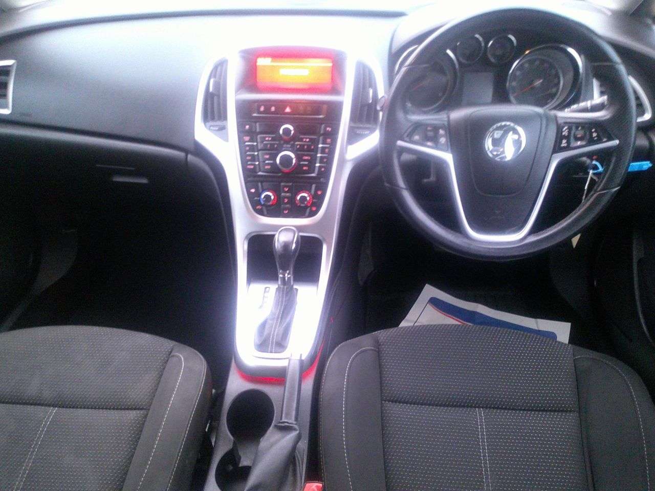 A 2013 VAUXHALL ASTRA 2.0 CDTi SRi Sports Tourer 5dr Diesel Auto Euro 5 (165 ps) OVER 50 CARS IN A 2013 VAUXHALL ASTRA 2.0 CDTi SRi Sports Tourer 5dr Diesel Auto Euro 5 (165 ps) OVER 50 CARS IN