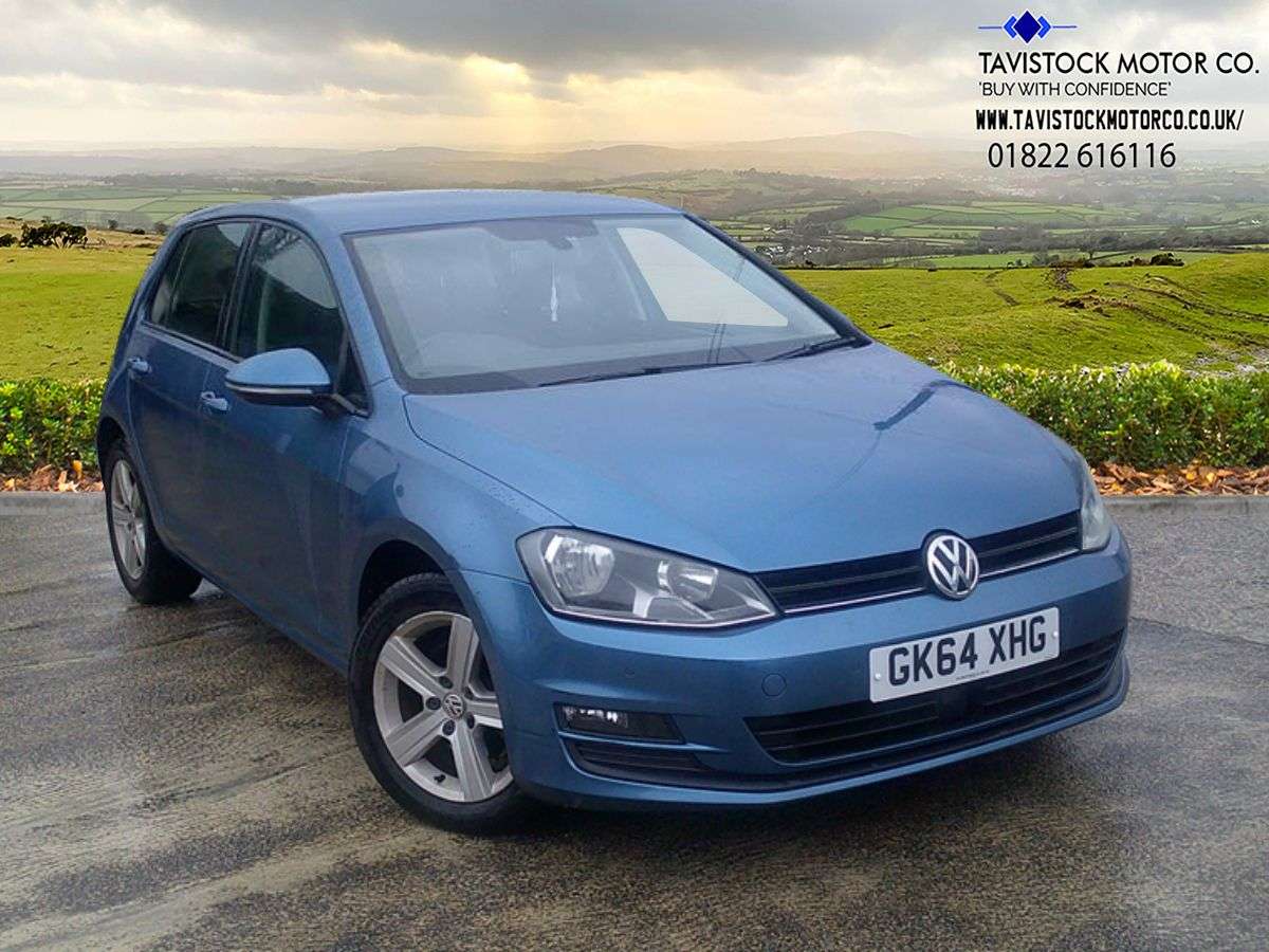 A 2014 VOLKSWAGEN GOLF 1.6 TDI BlueMotion Tech Match Hatchback 5dr Diesel Manual Euro 5 (s/s) (105 A 2014 VOLKSWAGEN GOLF 1.6 TDI BlueMotion Tech Match Hatchback 5dr Diesel Manual Euro 5 (s/s) (105