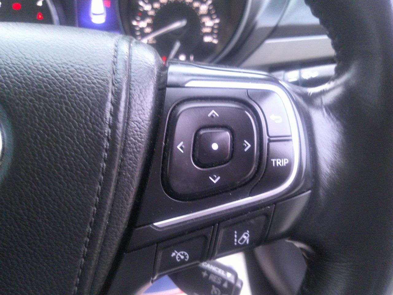 2015 TOYOTA AVENSIS 2015 TOYOTA AVENSIS