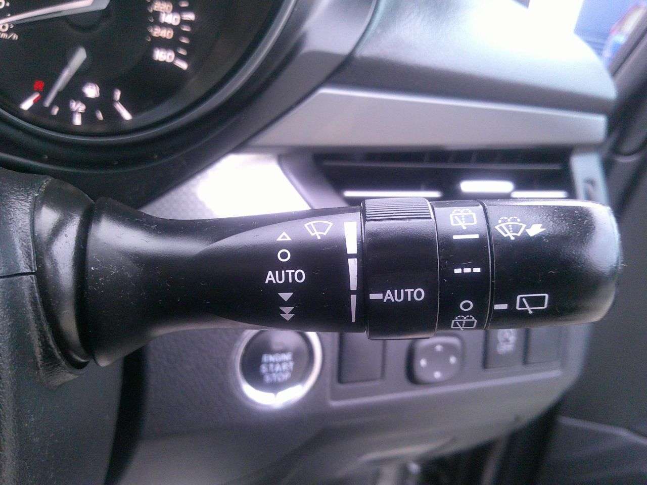 2015 TOYOTA AVENSIS 2015 TOYOTA AVENSIS