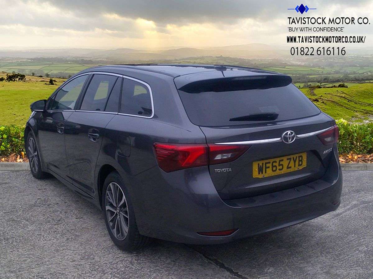 2015 TOYOTA AVENSIS 2015 TOYOTA AVENSIS