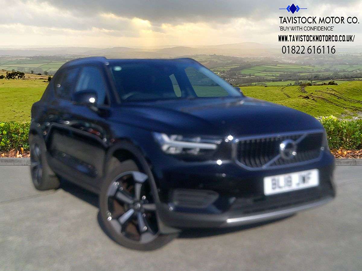 A 2018 VOLVO XC40 2.0 T4 Momentum SUV 5dr Petrol Auto AWD Euro 6 (s/s) (190 ps) NEW SERVICE+O A 2018 VOLVO XC40 2.0 T4 Momentum SUV 5dr Petrol Auto AWD Euro 6 (s/s) (190 ps) NEW SERVICE+O
