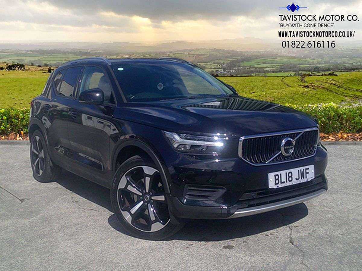 A 2018 VOLVO XC40 2.0 T4 Momentum SUV 5dr Petrol Auto AWD Euro 6 (s/s) (190 ps) NEW SERVICE+O A 2018 VOLVO XC40 2.0 T4 Momentum SUV 5dr Petrol Auto AWD Euro 6 (s/s) (190 ps) NEW SERVICE+O