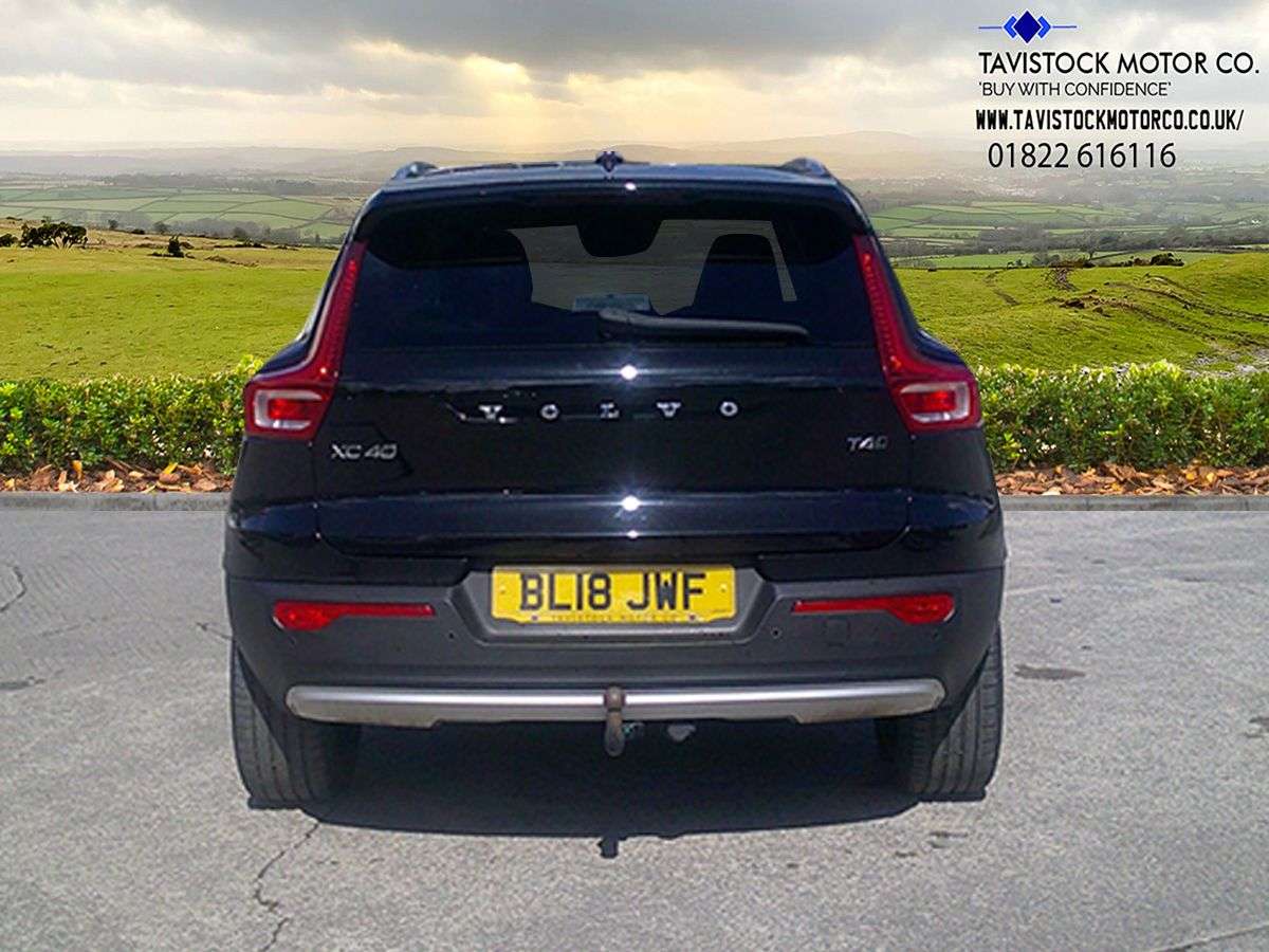2018 VOLVO XC40 2018 VOLVO XC40