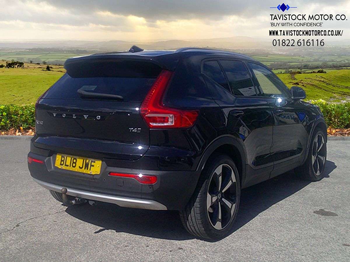 2018 VOLVO XC40 2018 VOLVO XC40