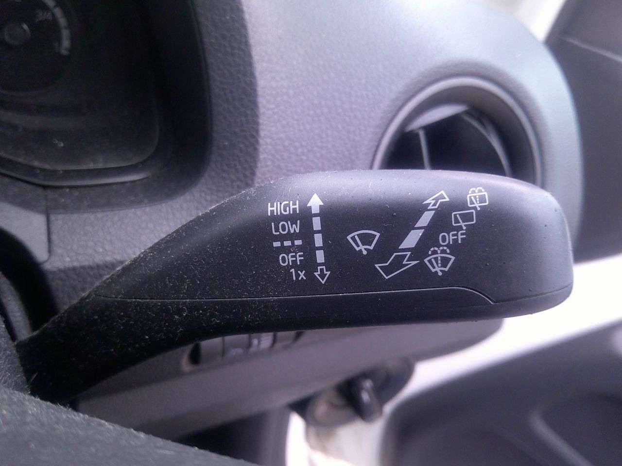 2013 VOLKSWAGEN UP! 2013 VOLKSWAGEN UP!