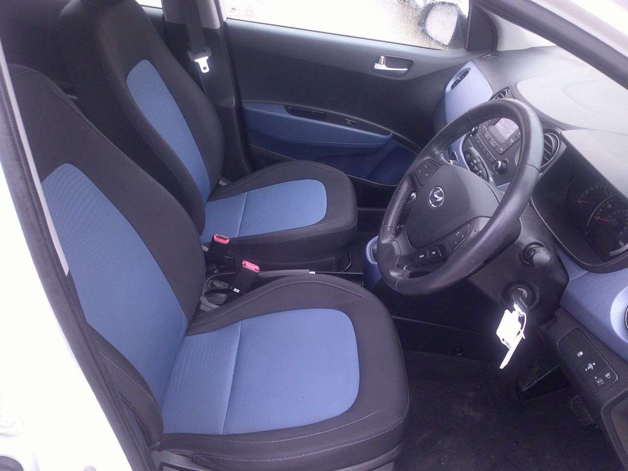 2016 HYUNDAI I10 2016 HYUNDAI I10
