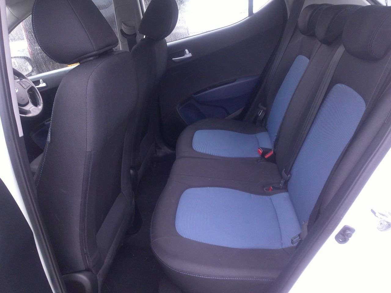 2016 HYUNDAI I10 2016 HYUNDAI I10